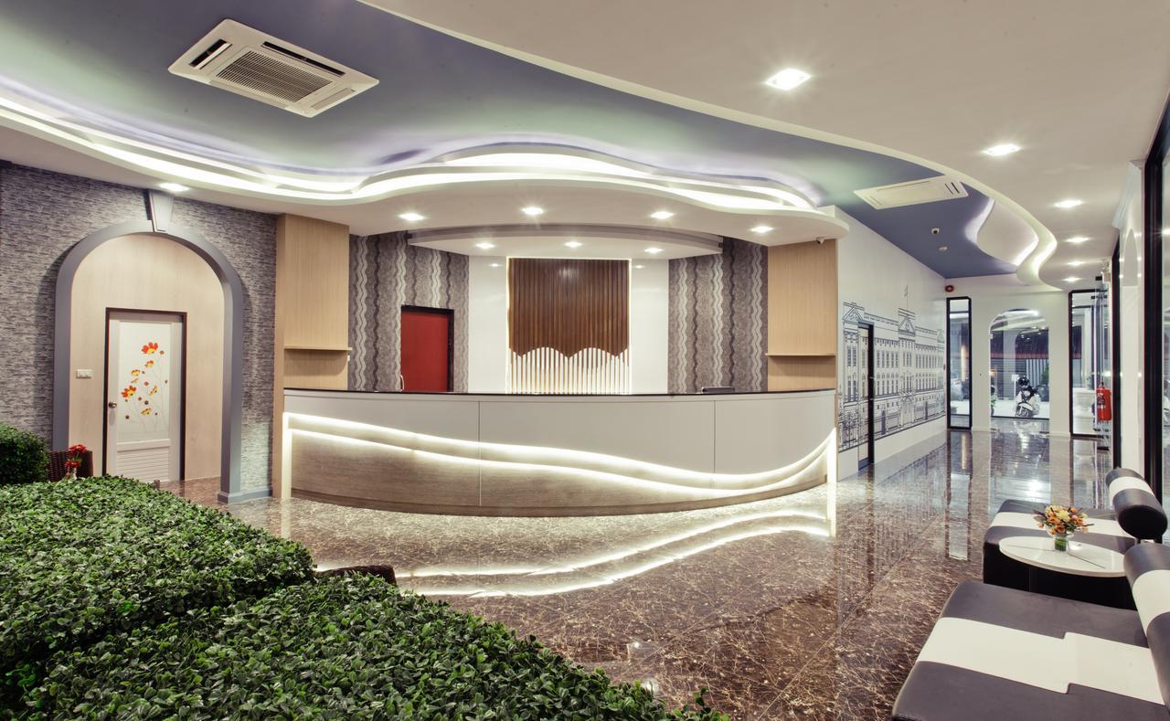 The Proud Hotel Ubon Ratchathani Exterior photo